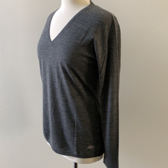 Bogner grey v-neck sweater - Picture 4 of 7